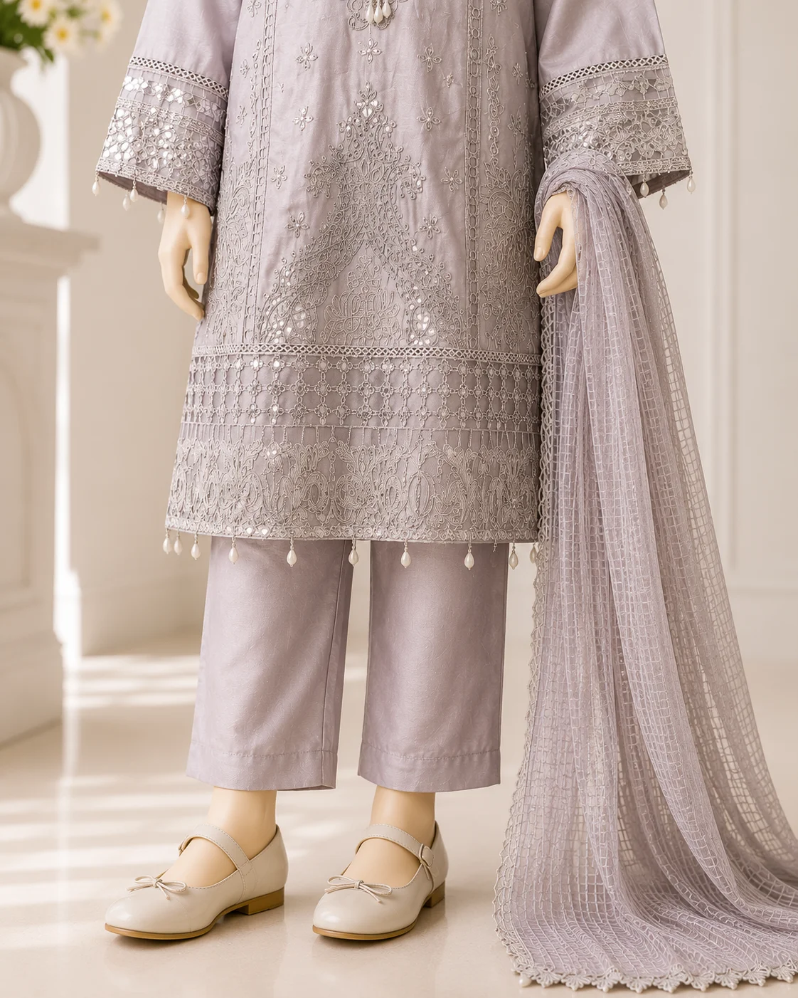 Zara Festive - Image 3