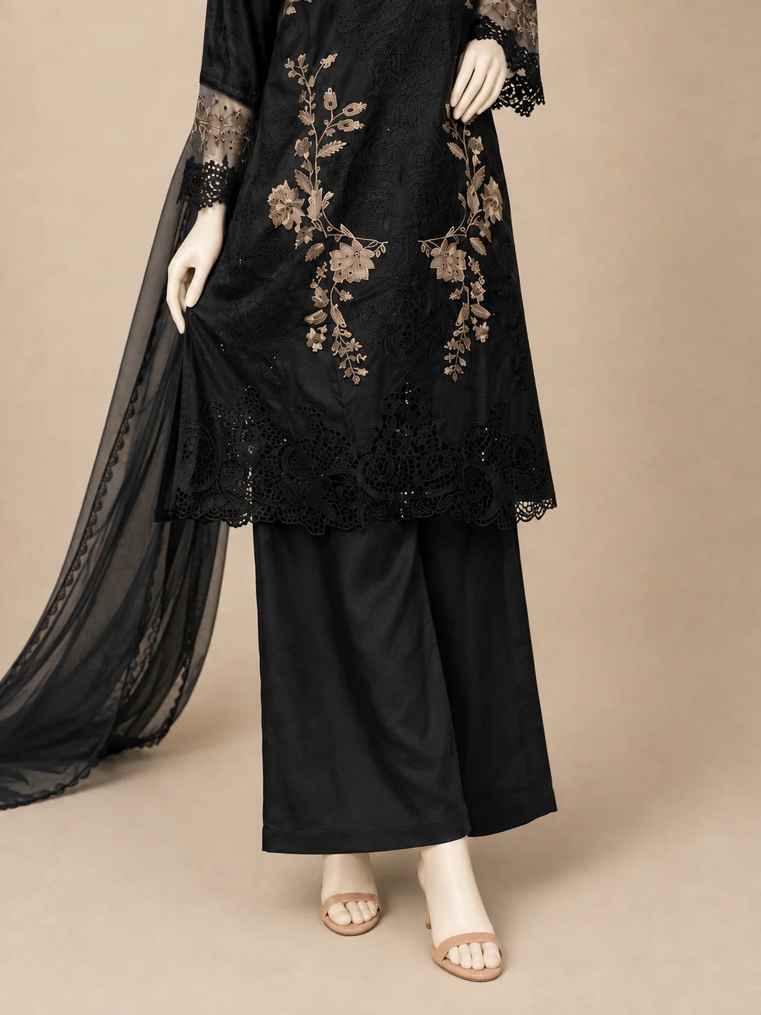 3 Piece - Embroidered cotton Suit - Image 4