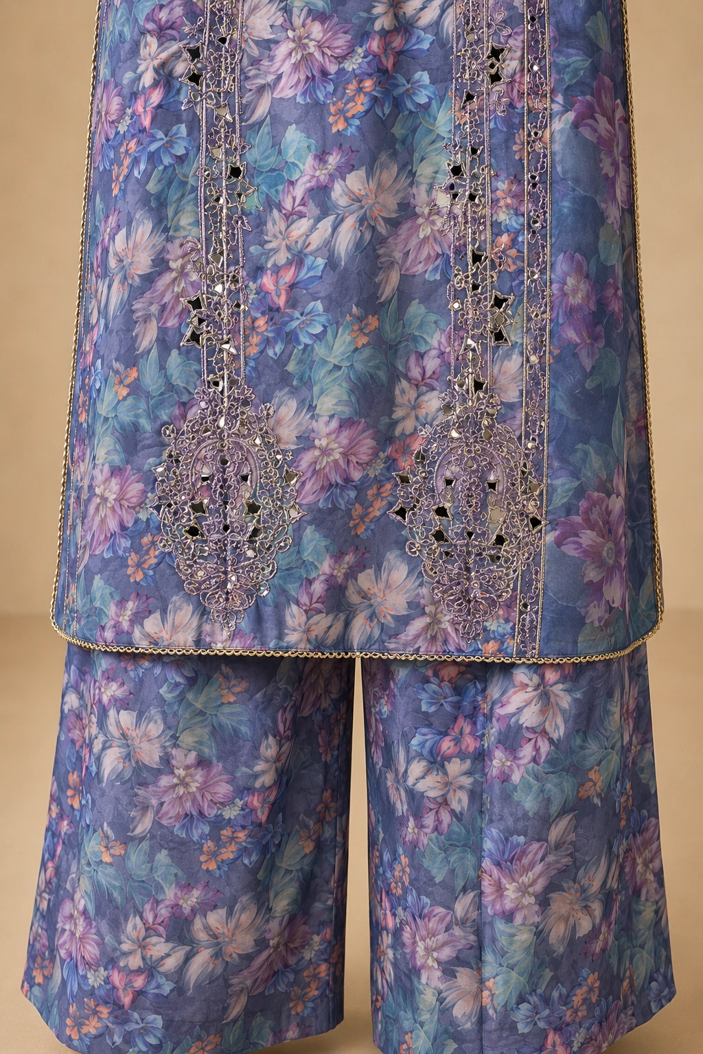 3 Piece - Embroidered Priented  SUIT - Image 3