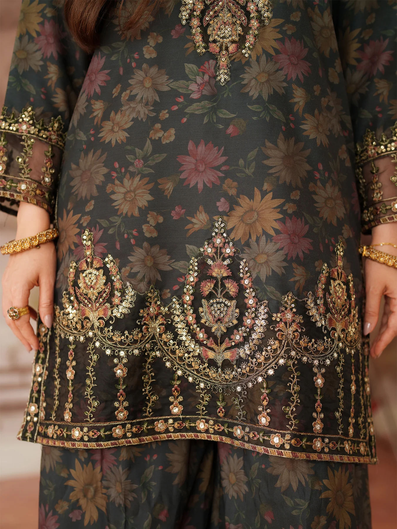 (BLP-02) 3 Piece - Embroidered PRINTED SUIT - Image 4