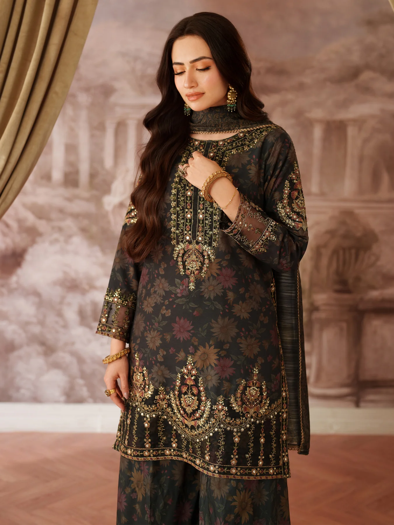 (BLP-02) 3 Piece - Embroidered PRINTED SUIT - Image 3