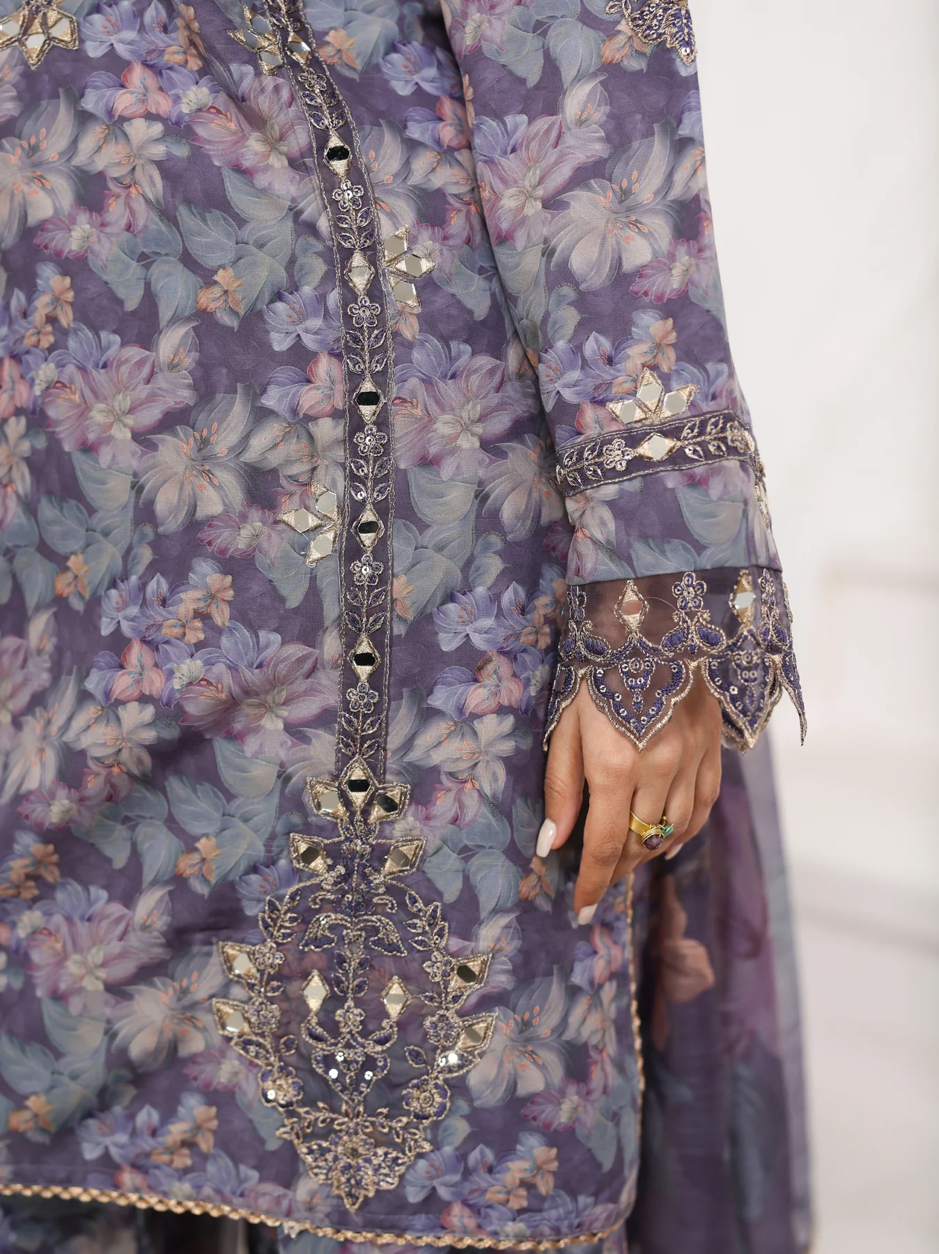 (BLP03) 3 Piece - Embroidered Printed  SUIT - Image 5