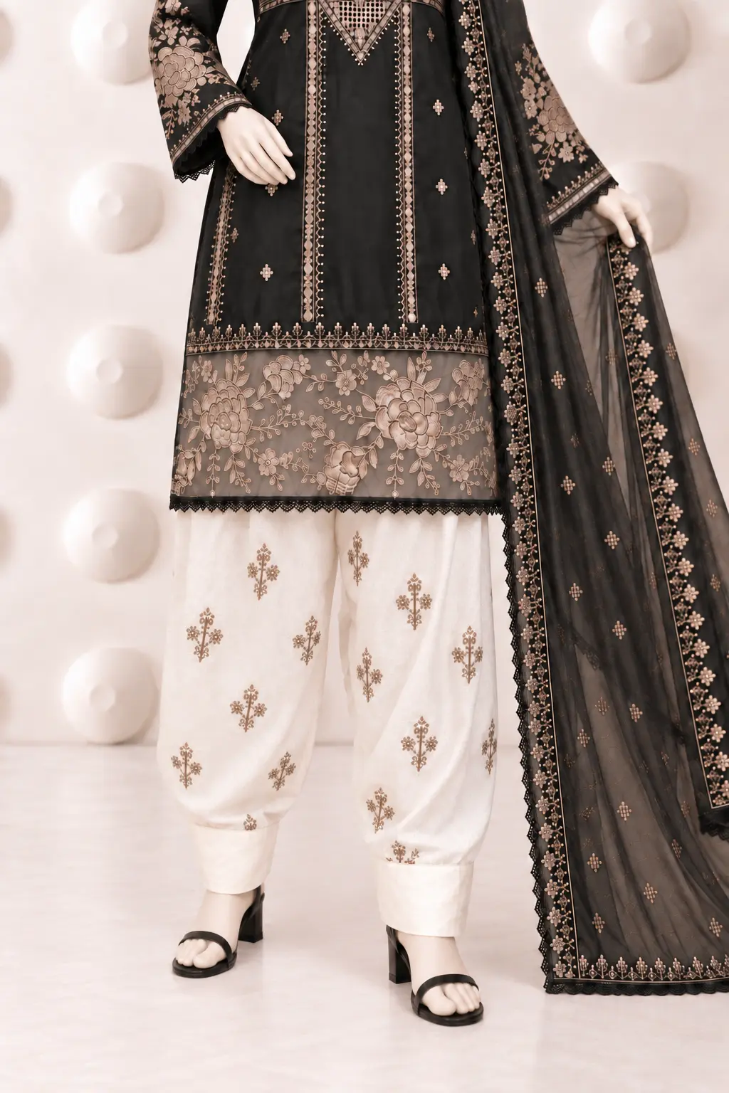 (CT-39) - Embroidered COTTON SUIT 3 PIECE - Image 3